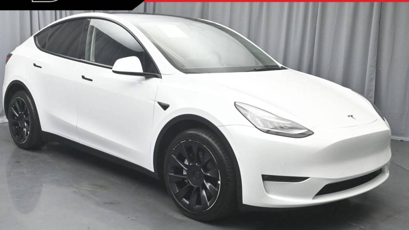 TESLA MODEL Y 2021 5YJYGDED4MF116231 image